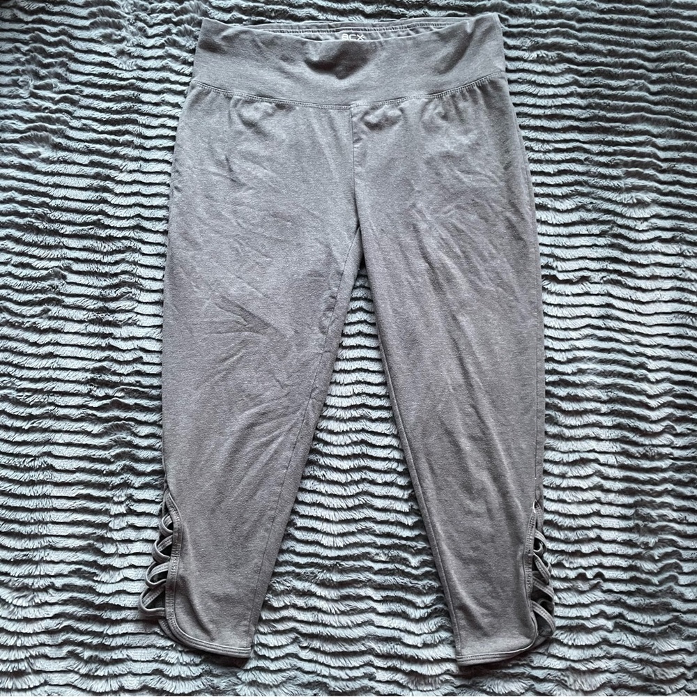 Capri Leggings